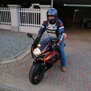 Meet your Posher, Johan